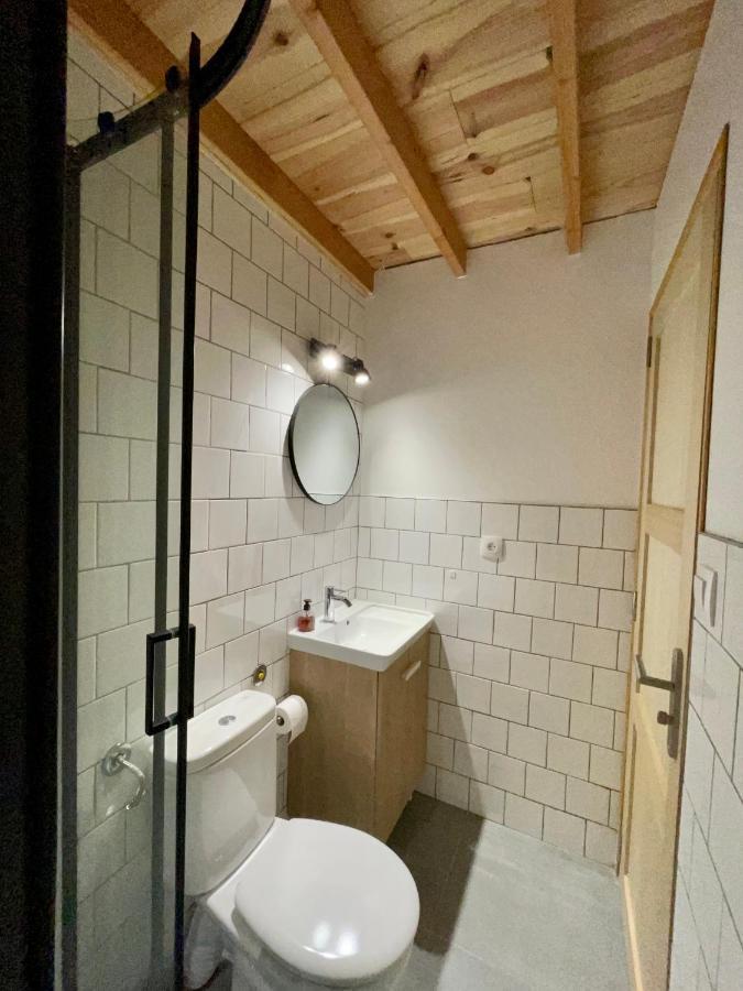 Annexe Des Pins - Studio Gite Avec Piscine & Climatisation Villeneuve-lès-Béziers 外观 照片